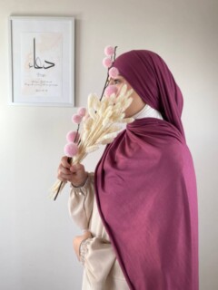 Premium Jersey Raspberry 100357713 - Hijab