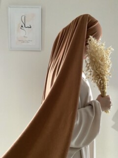 Brown earth 100357839 - Hijab